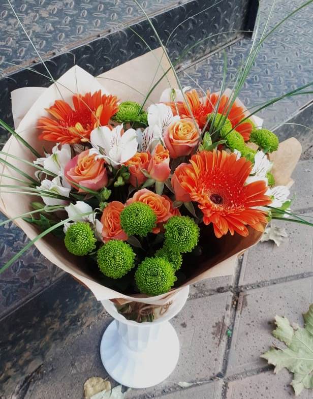 Букет цветов из: Герберы, Хризантемы, Альстромерии и Розы в Берёзовской