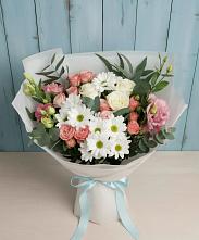 Букет цветов из:  Розы, Лизиантусы и Хризантемы в Берёзовской