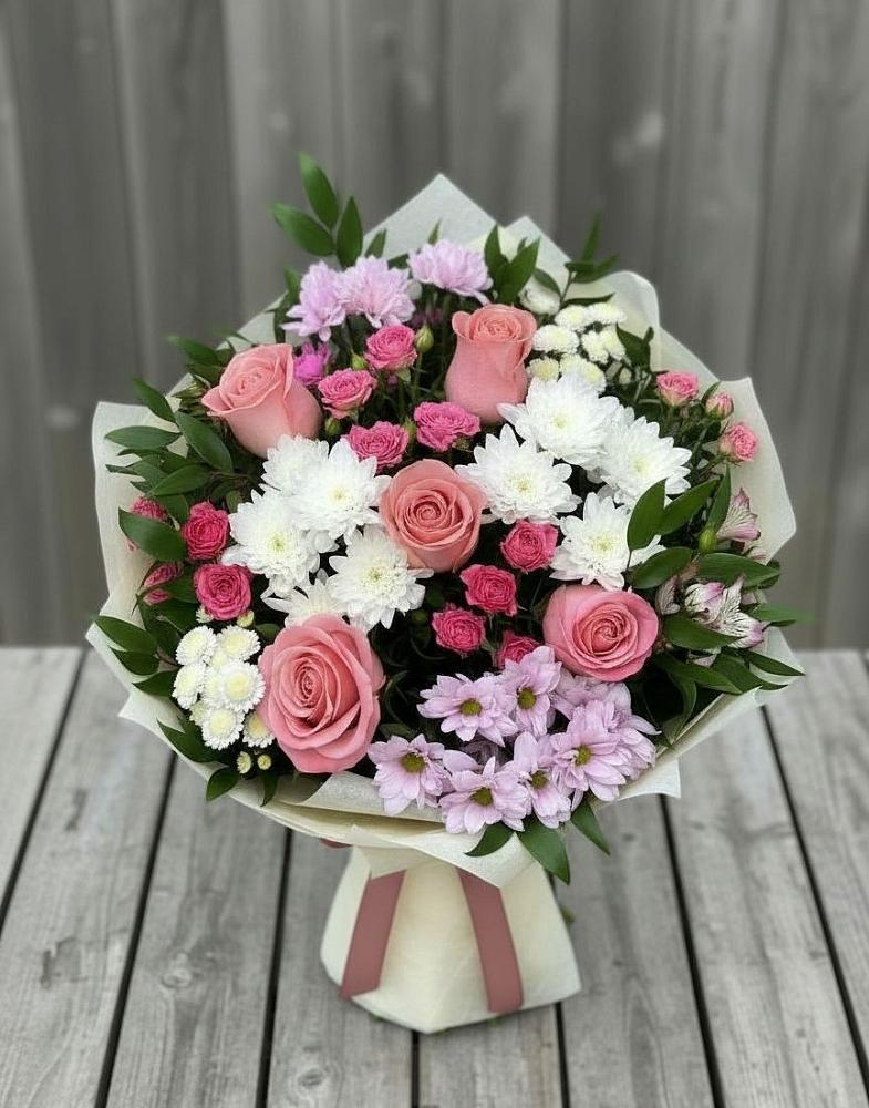 Букет цветов из: Альстромерии, Гвоздики, Розы и Хризантемы в Берёзовской