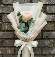 Букет цветов из:  Розы в Берёзовской
