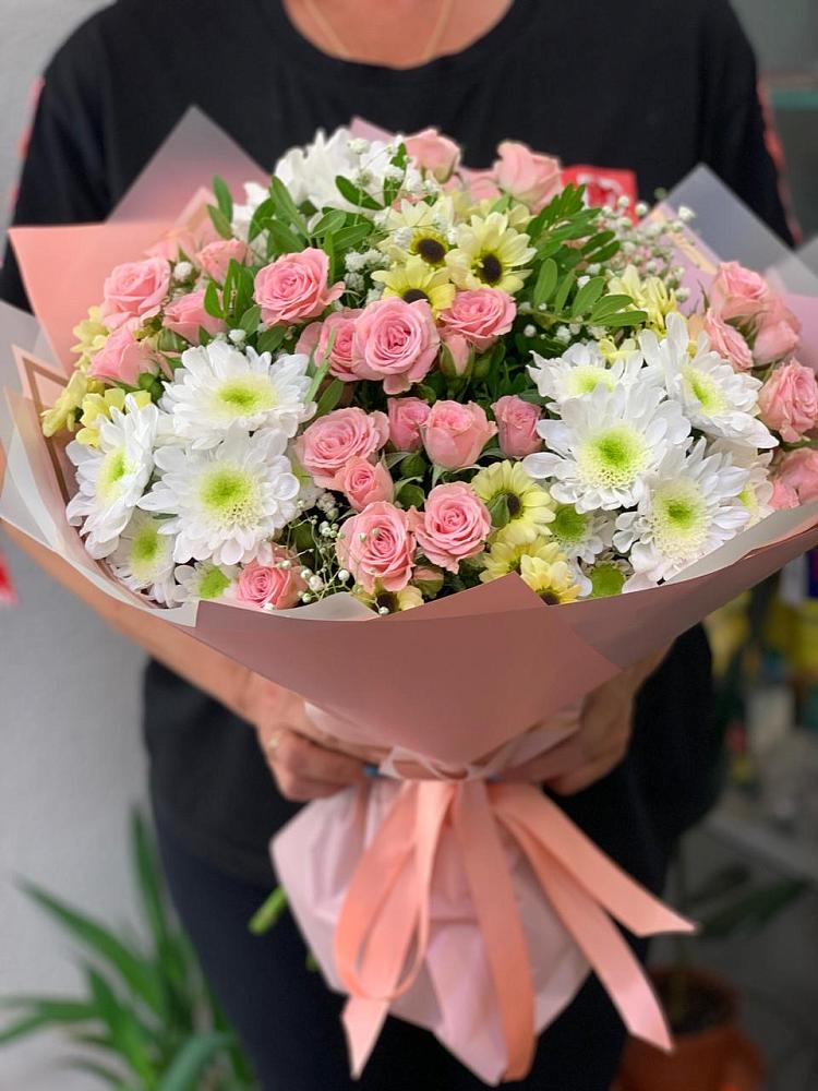 Букет цветов из: Розы и Хризантемы в Берёзовской
