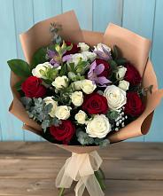 Букет цветов из:  Розы и Альстромерии в Берёзовской