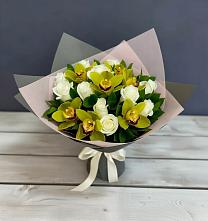 Букет цветов из:  Орхидеи и Розы в Берёзовской