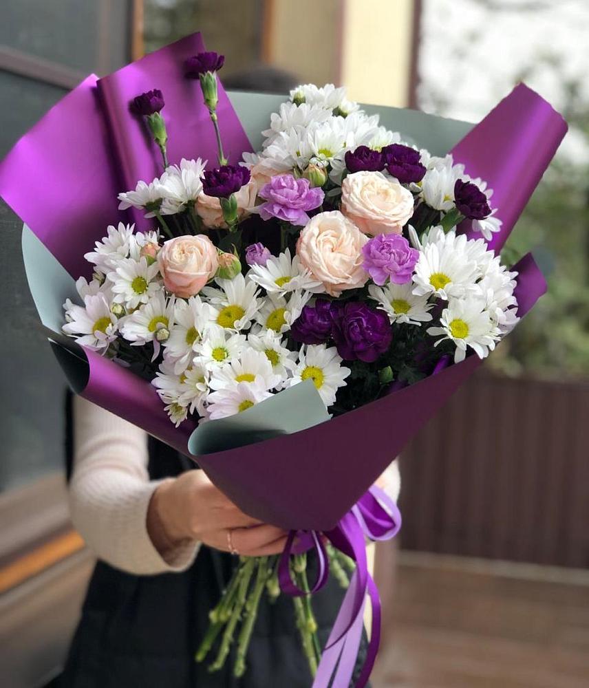 Букет цветов из: Хризантемы, Гвоздики и Розы в Берёзовской