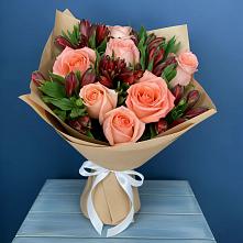 Букет цветов из:  Розы и Альстромерии #REPLACE_PRED# Берёзовской