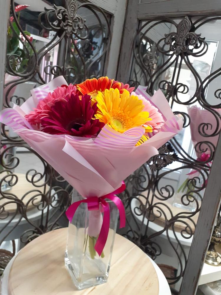 Букет цветов из: Герберы в Берёзовской