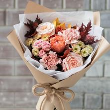 Букет цветов из:  Гвоздики, Хризантемы и Розы в Берёзовской