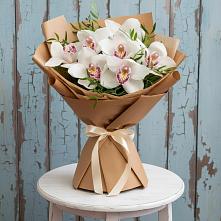 Букет цветов из:  Орхидеи и Розы #REPLACE_PRED# Берёзовской
