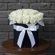 Цветочная композиция из Розы в шляпной коробке в Берёзовской